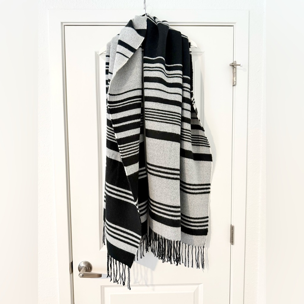 MOVING SALE | Women’s ASOS Striped Black/Gray Blanket Scarf With Fringe